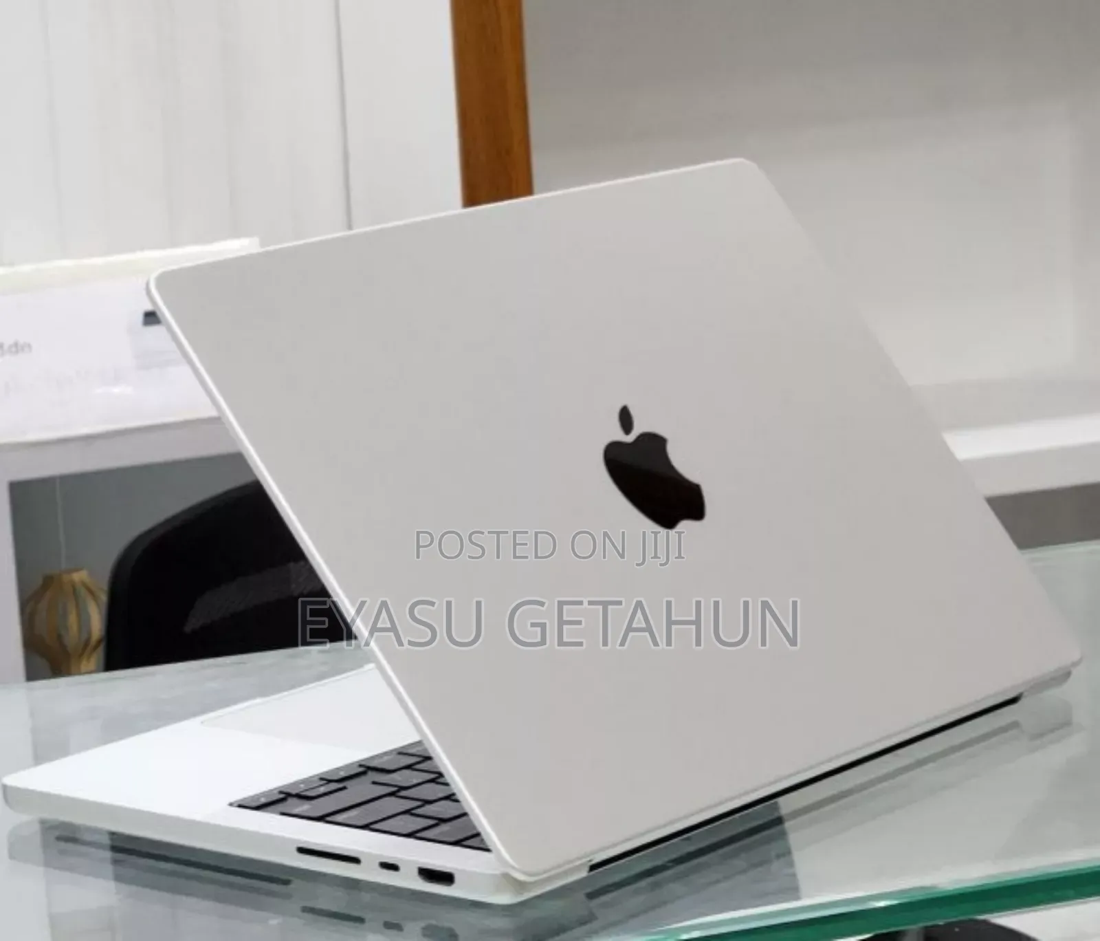 New Laptop Apple MacBook Pro 2021 M1 16GB Apple M1 Pro SSD 512GB