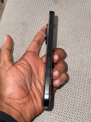 Apple iPhone 15 128 GB