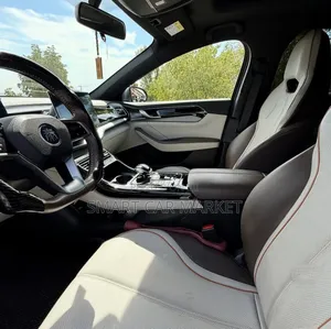 New BYD Qin Plus DM-i 2025 Gray