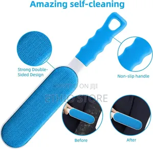 Reusable Pet Fur Remover With Self-Cleaning Base