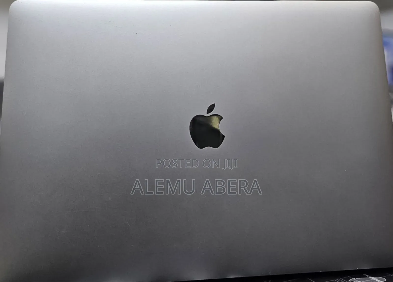 New Laptop Apple MacBook Pro 2019 16GB Intel Core I9 SSD 512GB