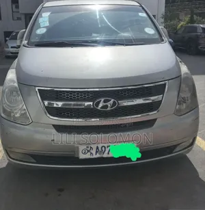 Hyundai Starex 2015 Grey