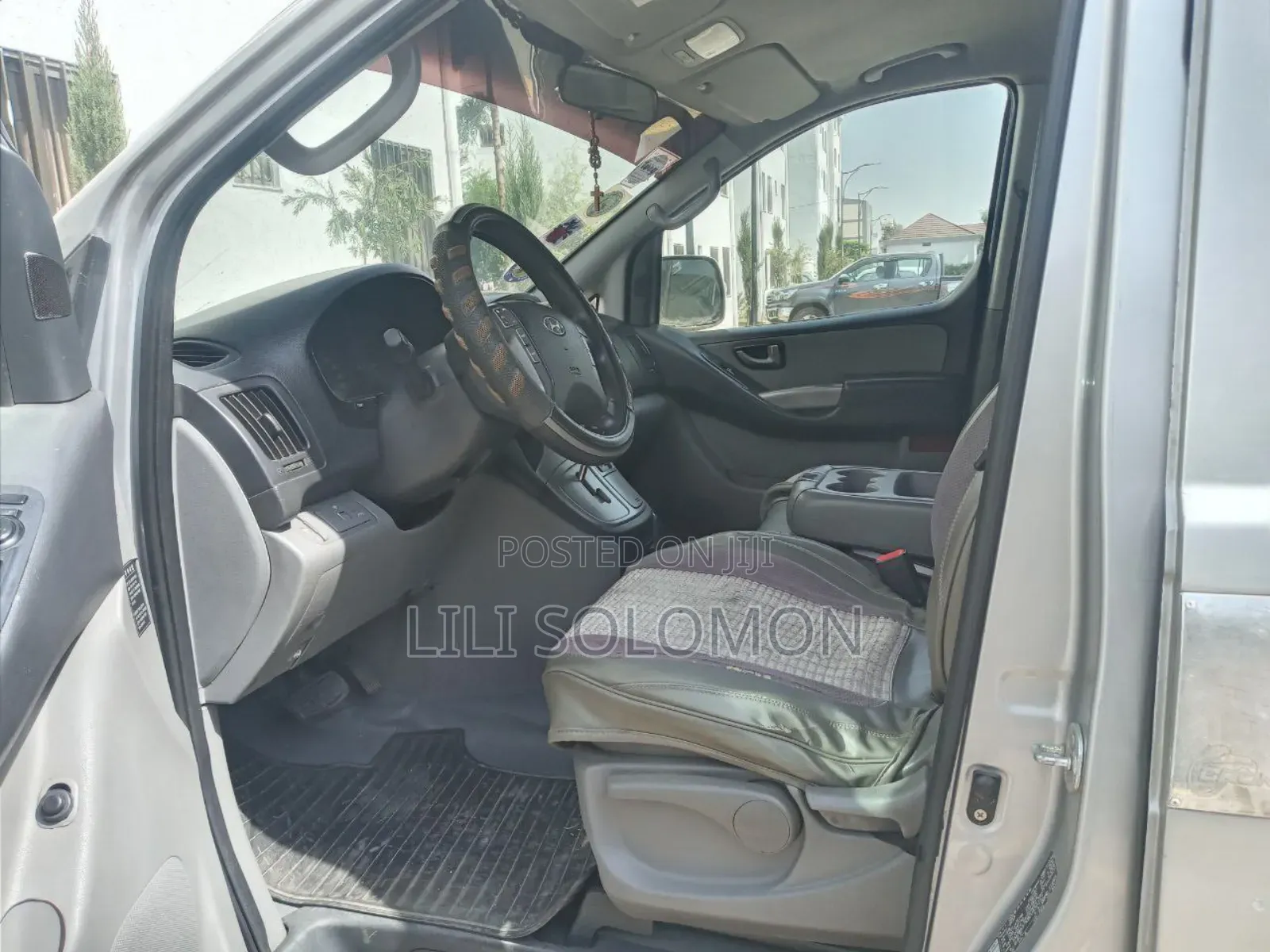Hyundai Starex 2015 Grey