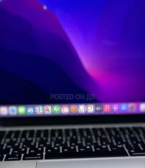 New Laptop Apple MacBook Air 2022 M2 8GB Apple M2 SSD 256GB