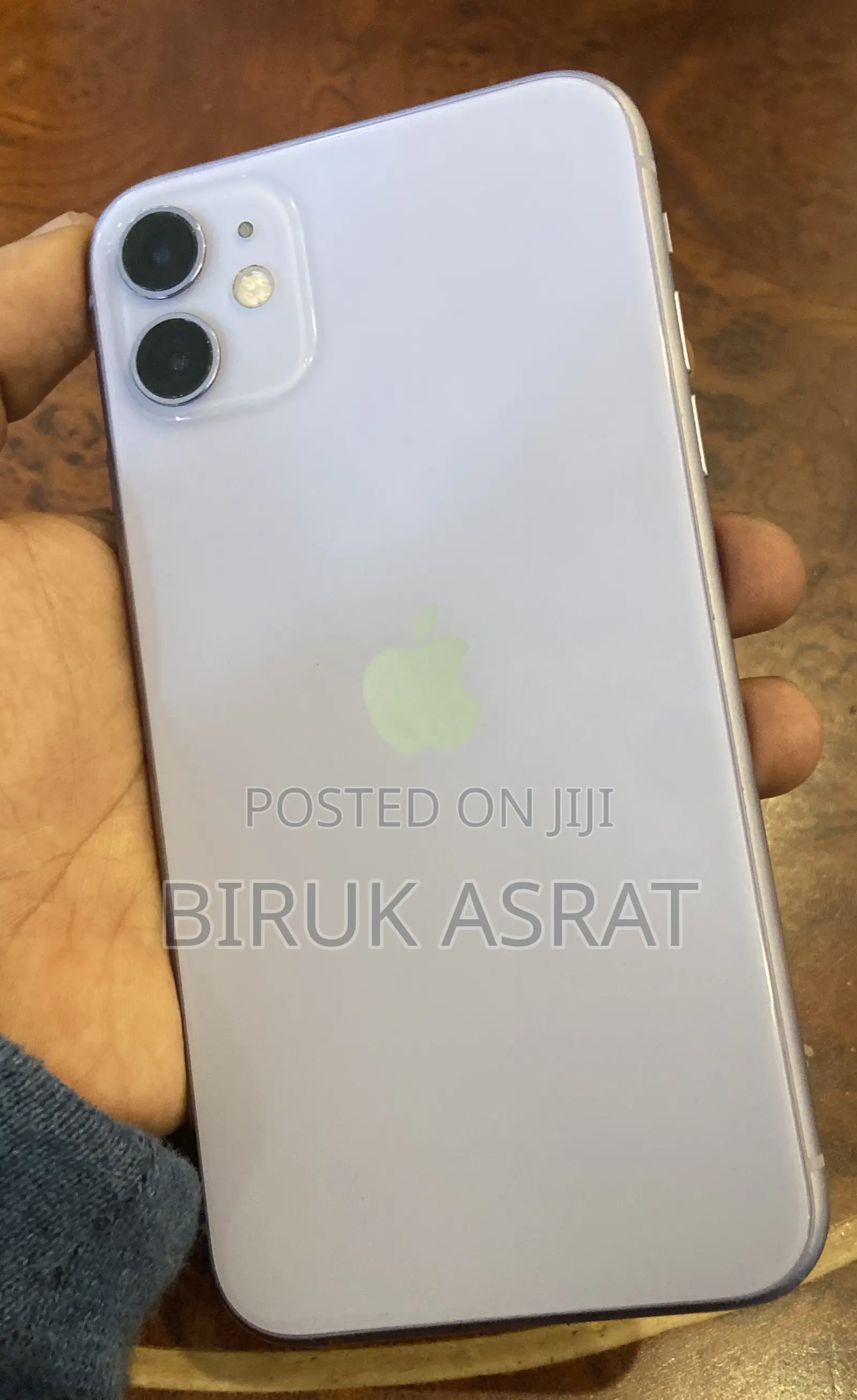 Apple iPhone 11 64 GB Purple