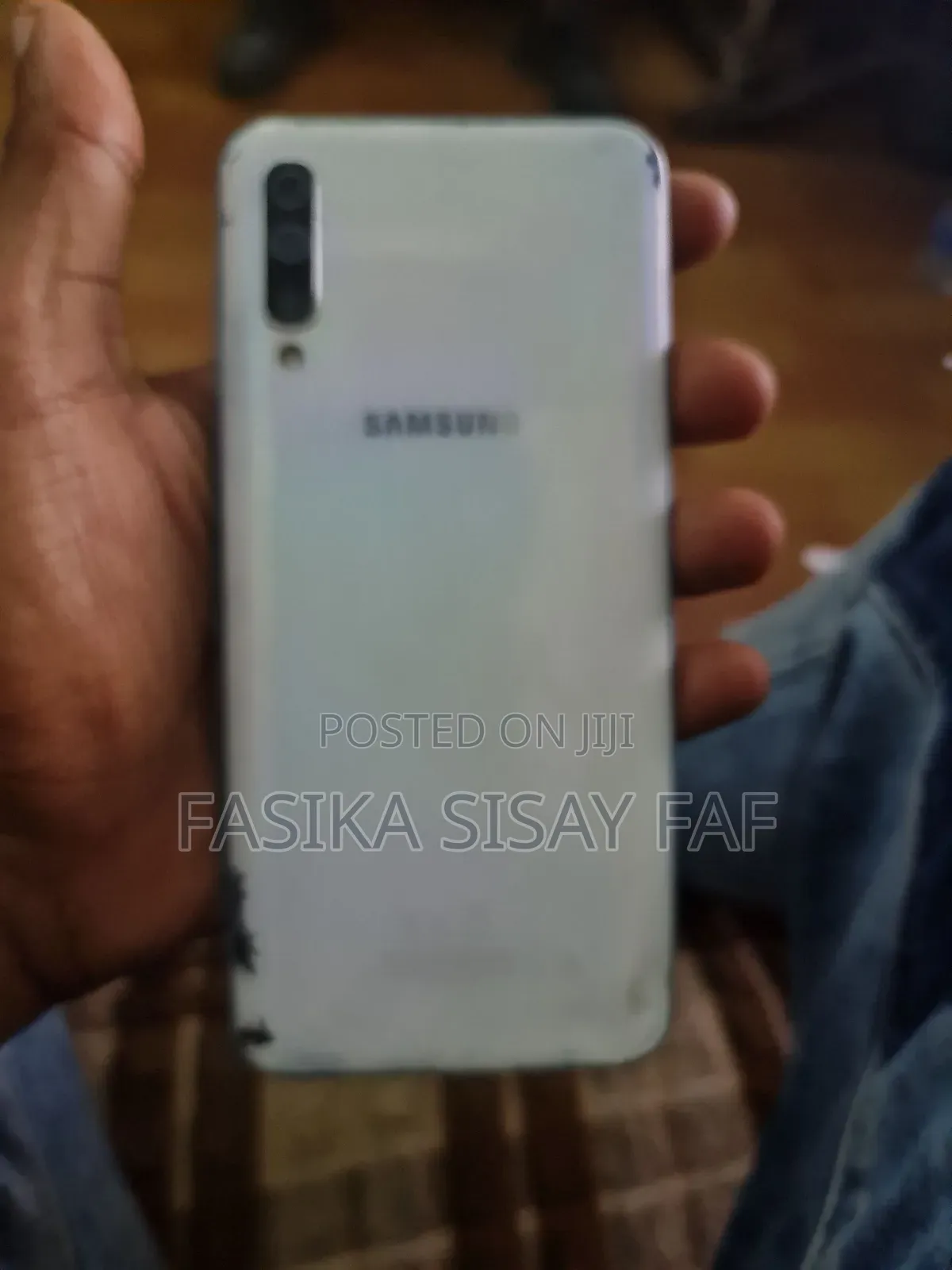 Samsung Galaxy A50 64 GB White
