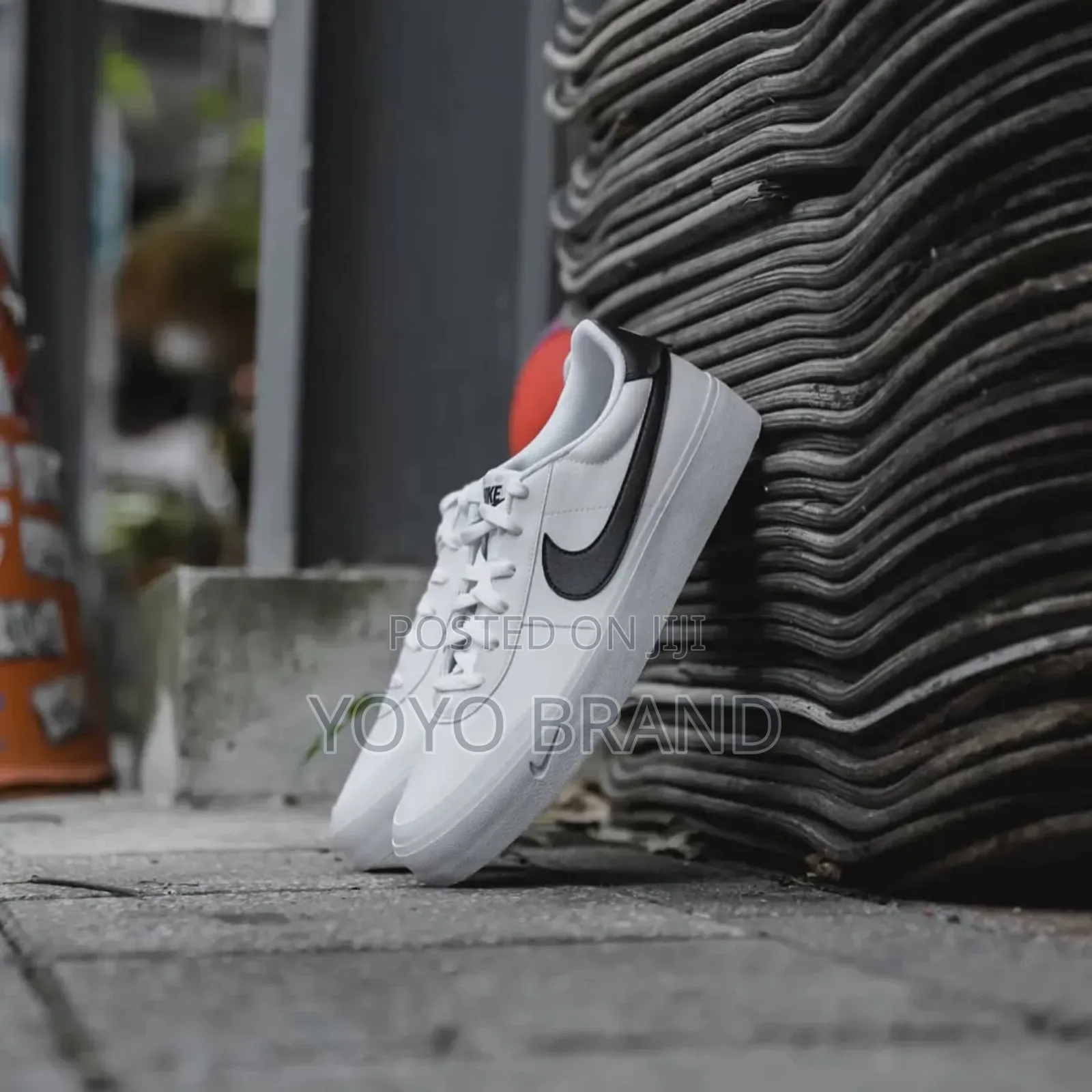 Nike Cout Shot White/Black Fashion Sneaker