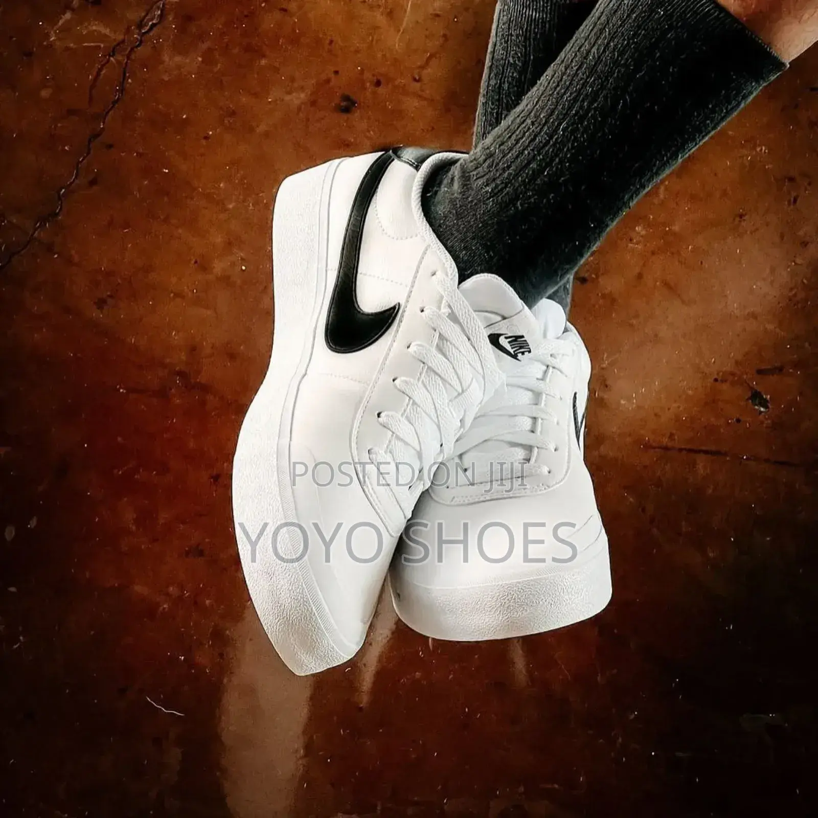 Nike Cout Shot White/Black Fashion Sneaker