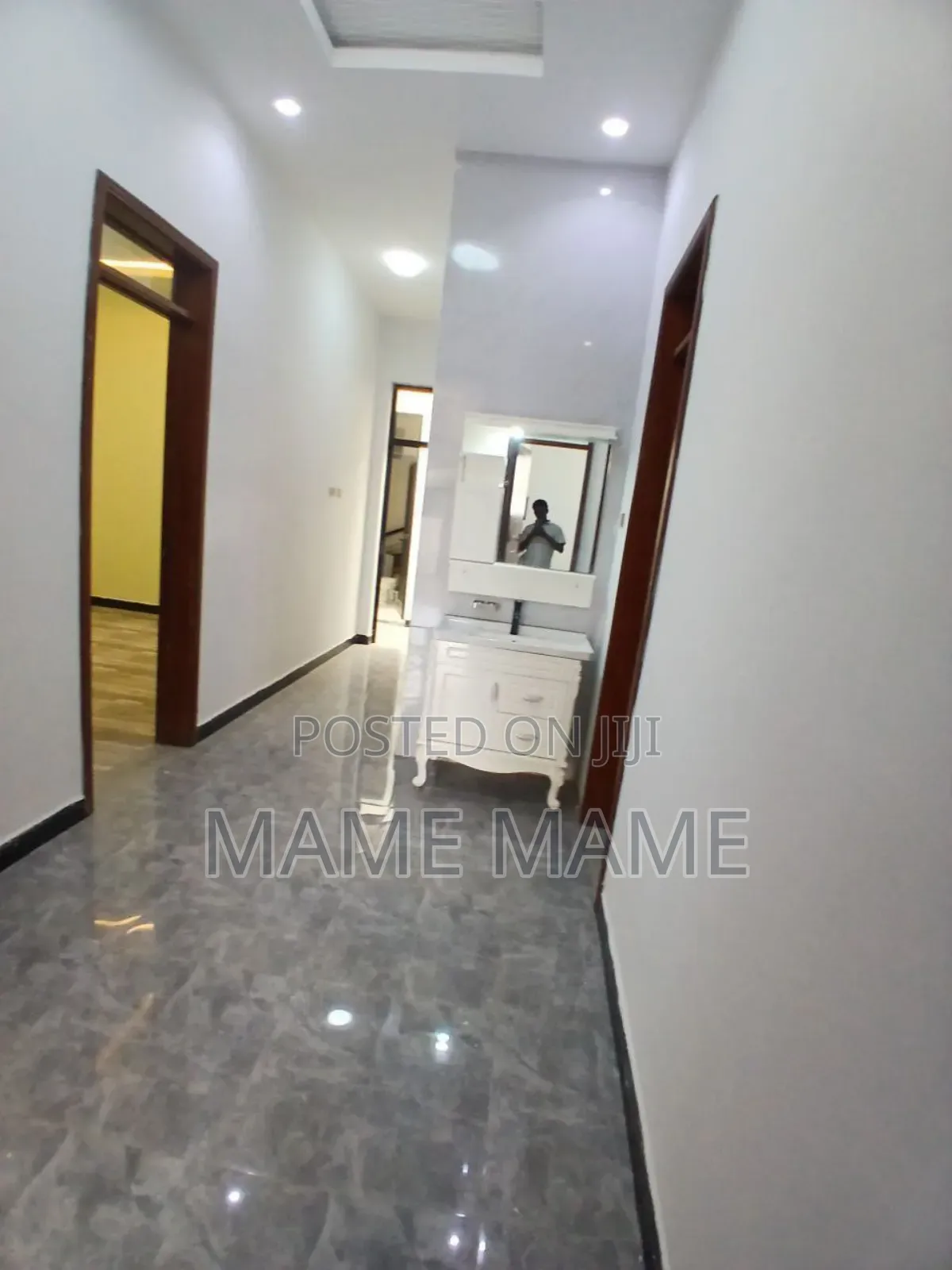 3bdrm Villa in Addis Abeba, Bole for sale