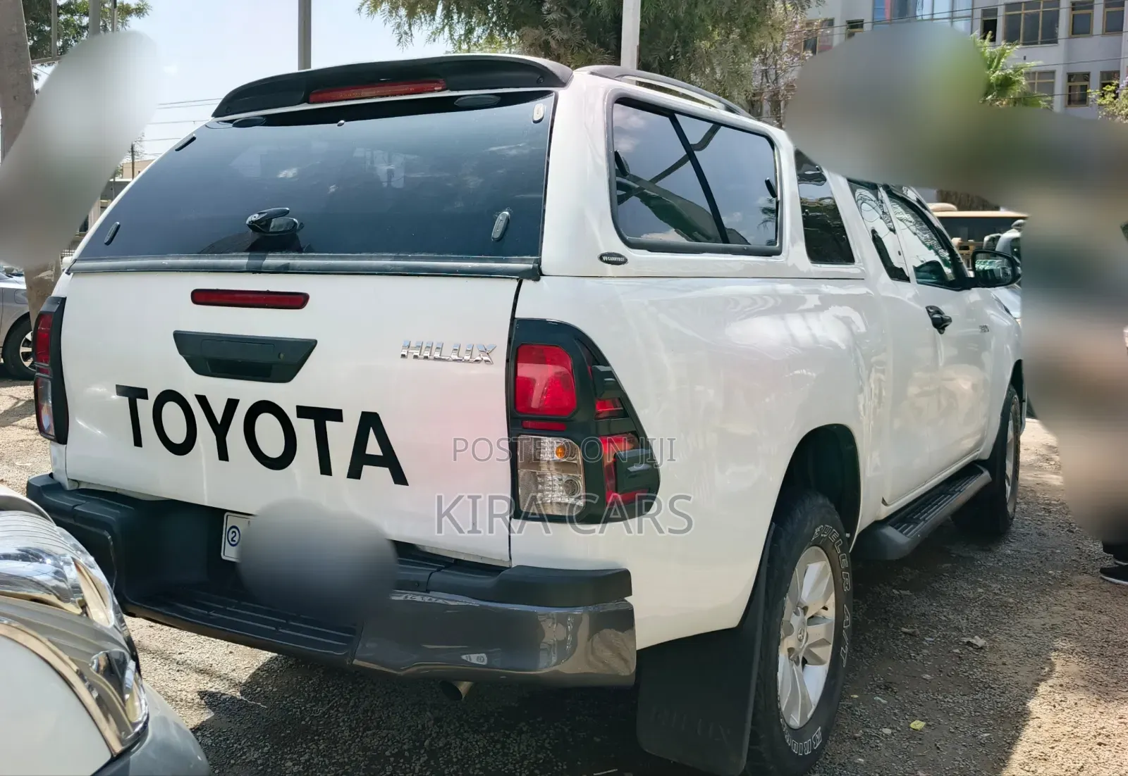 Toyota Hilux 2019 White