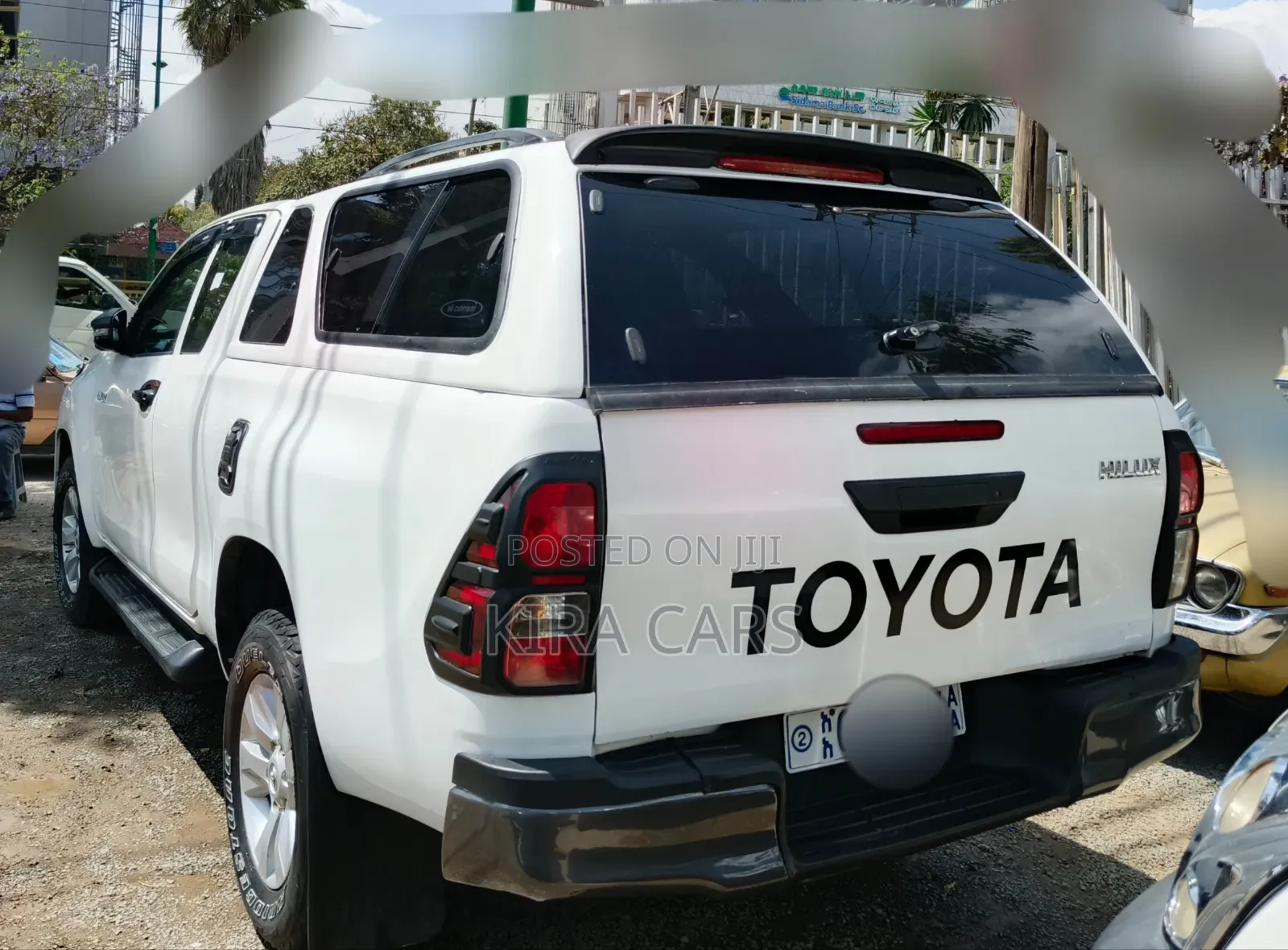 Toyota Hilux 2019 White