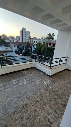 6bdrm House in Addis Abeba, Bole for sale