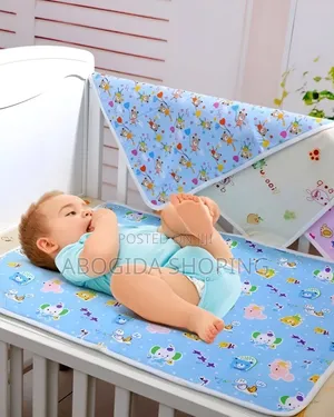 ኳሊቲ ፈሳሽ የማያሰርግ የዳይፐር መቀያየሪያ ምንጣፍ