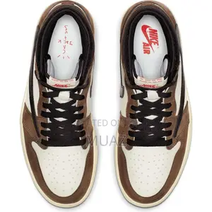 Nike Air Jordan 1 X Travis Scott.