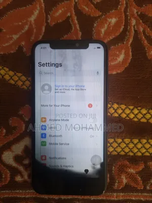 Apple iPhone 11 64 GB Gold