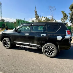 Toyota Land Cruiser Prado 2012 Black