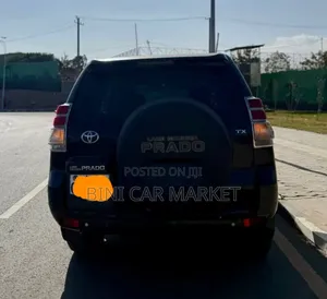 Toyota Land Cruiser Prado 2012 Black