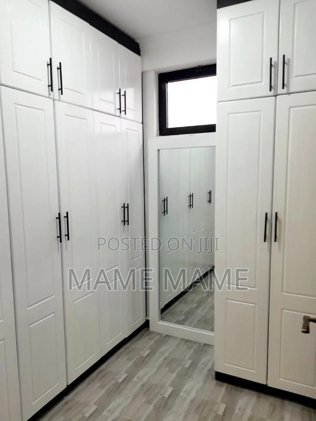 5bdrm House in Addis Abeba, Bole for sale