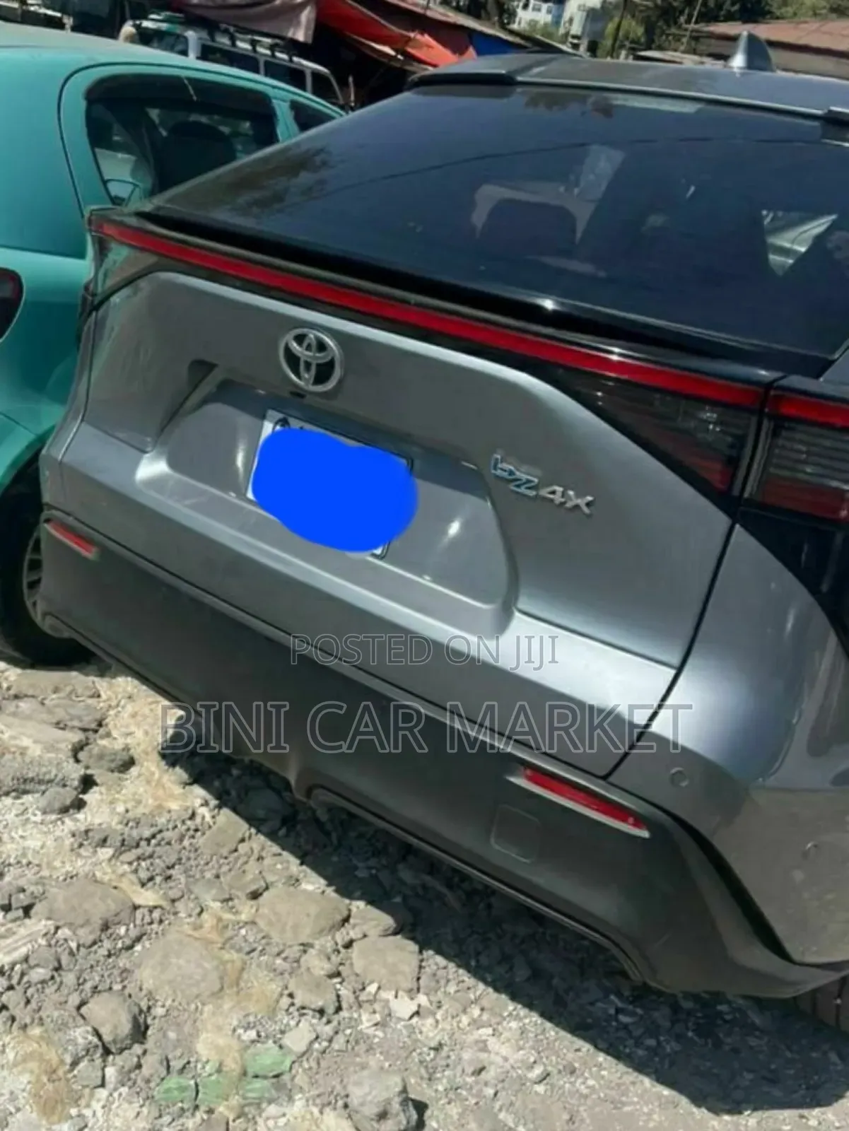 Toyota bZ4X 71.4 kWh FWD 2023 Gray