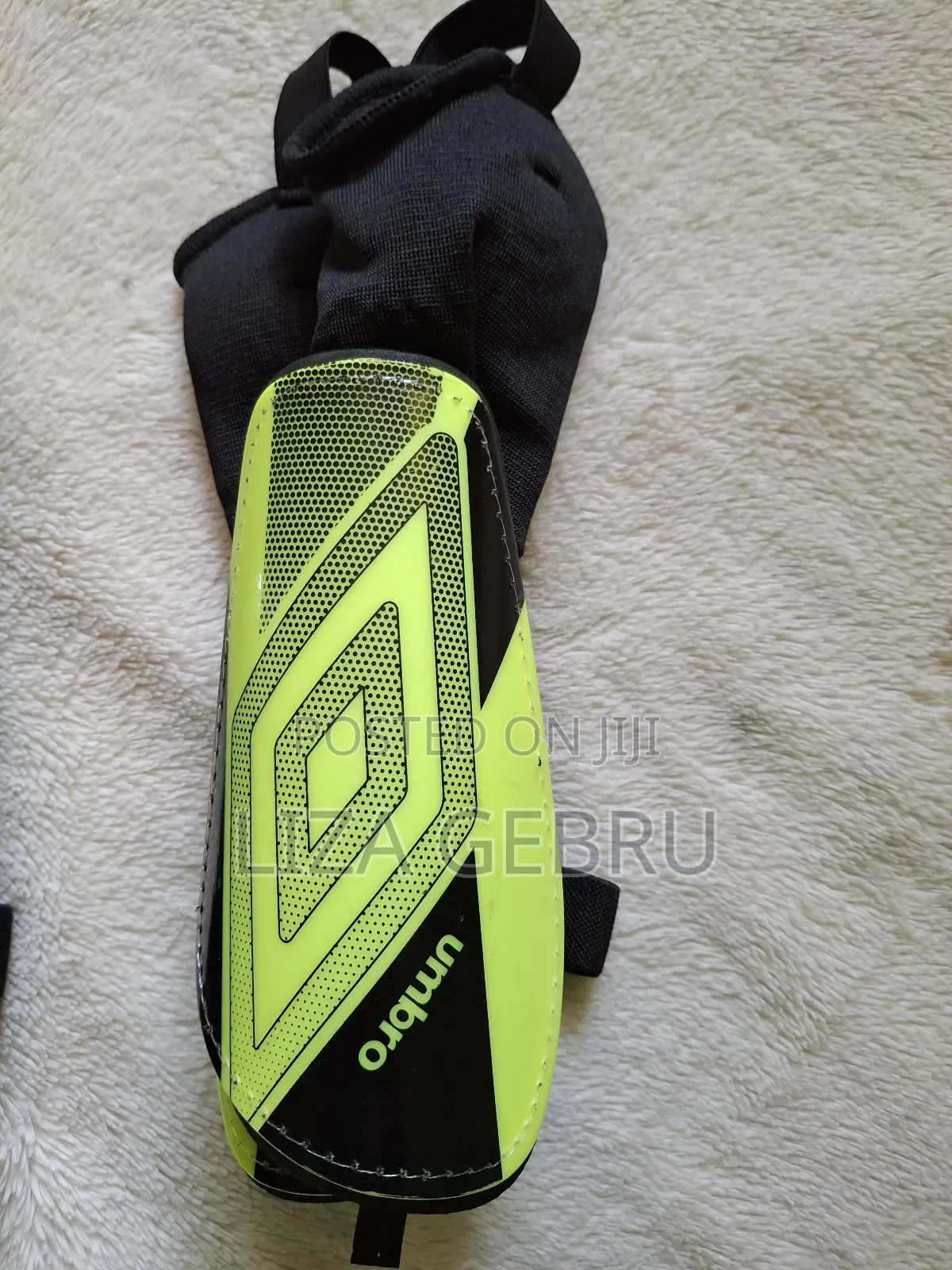 Shin Soccer Guards. S,M. 1800br