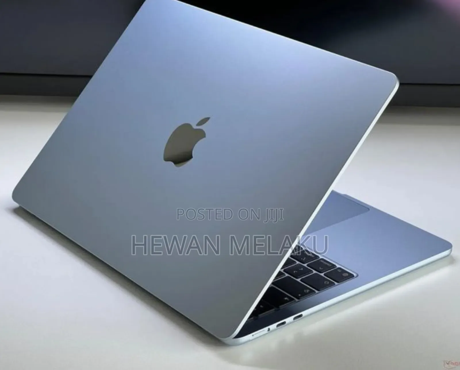 New Laptop Apple MacBook Air 2025 M4 13-Inch 16GB Apple M4 SSD 256GB