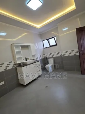 7bdrm House in Addis Abeba, Bole for sale