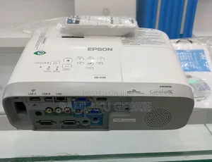 Brand New Epson Projector With Manual Model Eb-X39
