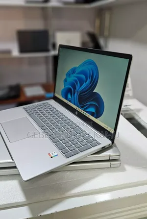 New Laptop HP 16GB Intel Core I5 SSD 512GB