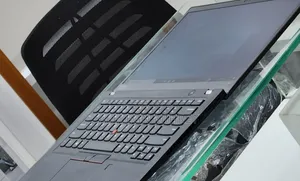 New Laptop Lenovo Thinkpad T490s 16GB AMD Ryzen 5 SSD 512GB