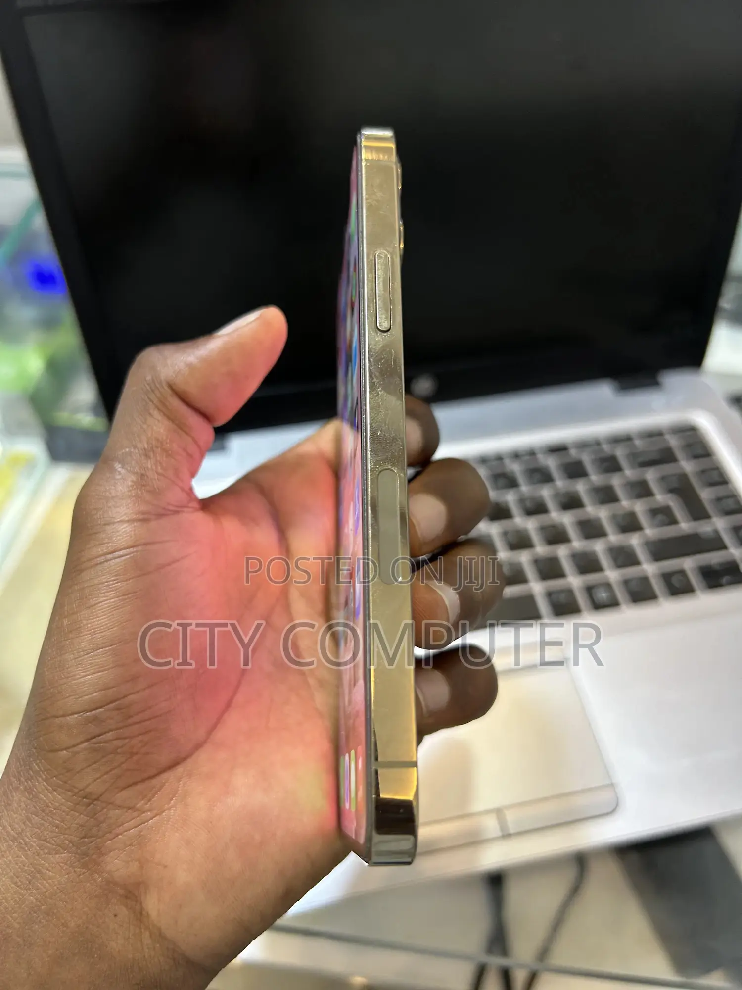 New Apple iPhone 12 Pro 128 GB Gold