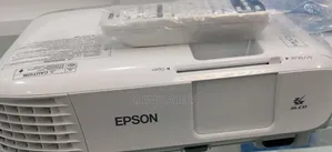 Brand New Epson Projector With Manual Model Name: Eb-X39 Hardware