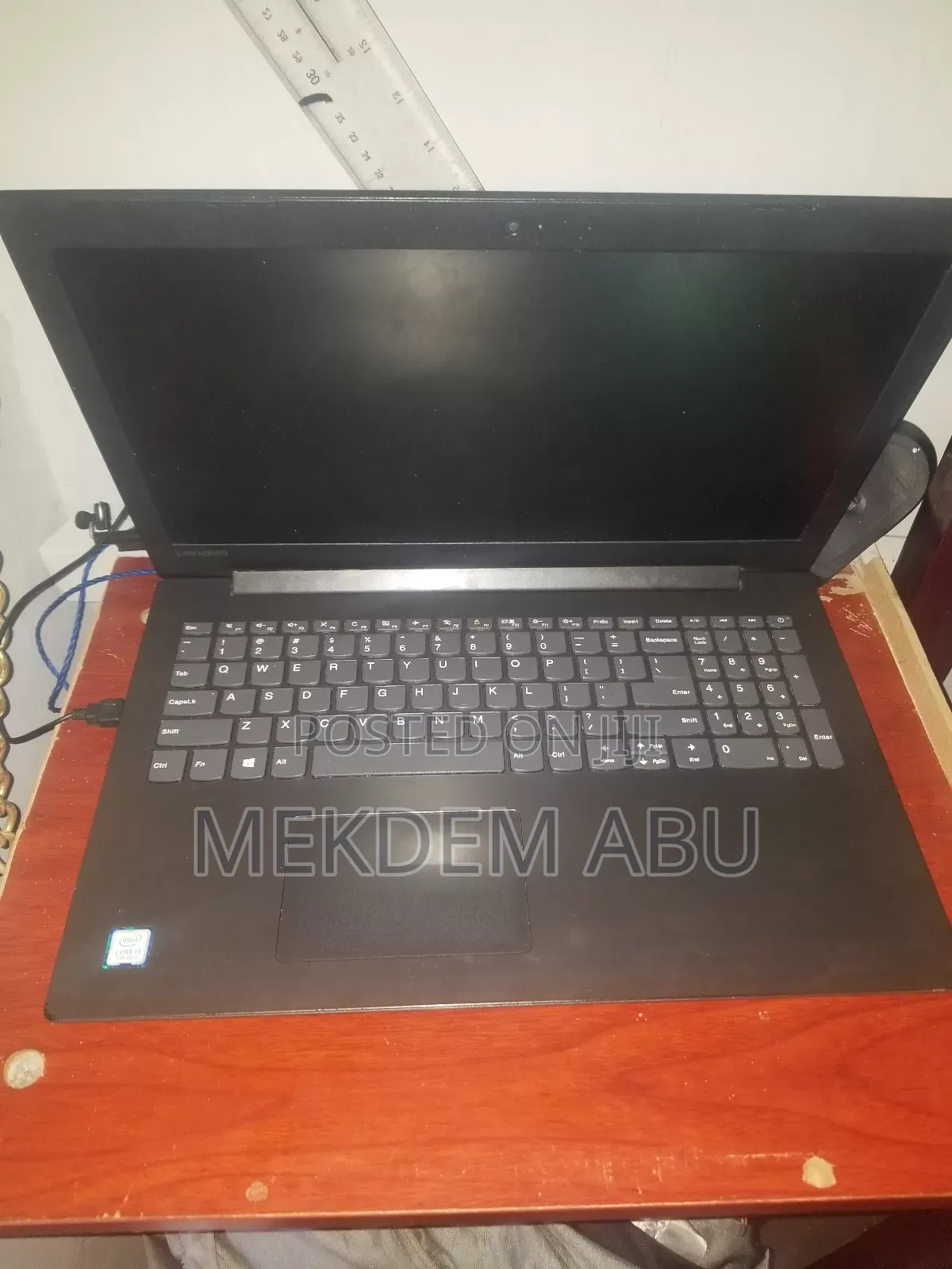 Laptop Lenovo IdeaPad 330 4GB Intel Core I3 HDD 1T