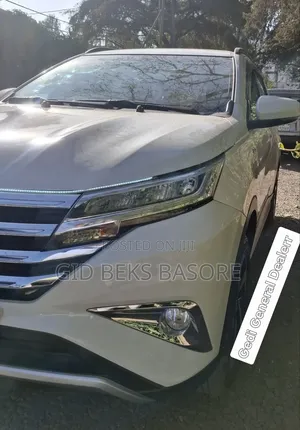 Toyota Rush 2023 White