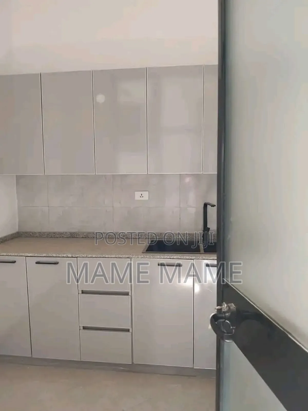 3bdrm Villa in Addis Abeba, Bole for sale