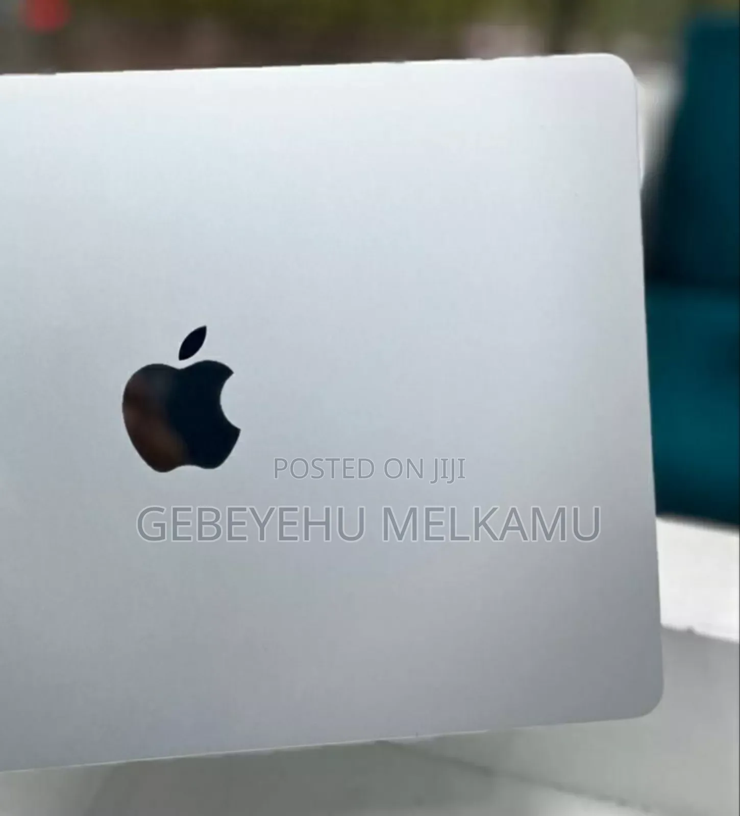 New Laptop Apple MacBook Air 2022 M2 8GB Apple M2 SSD 256GB