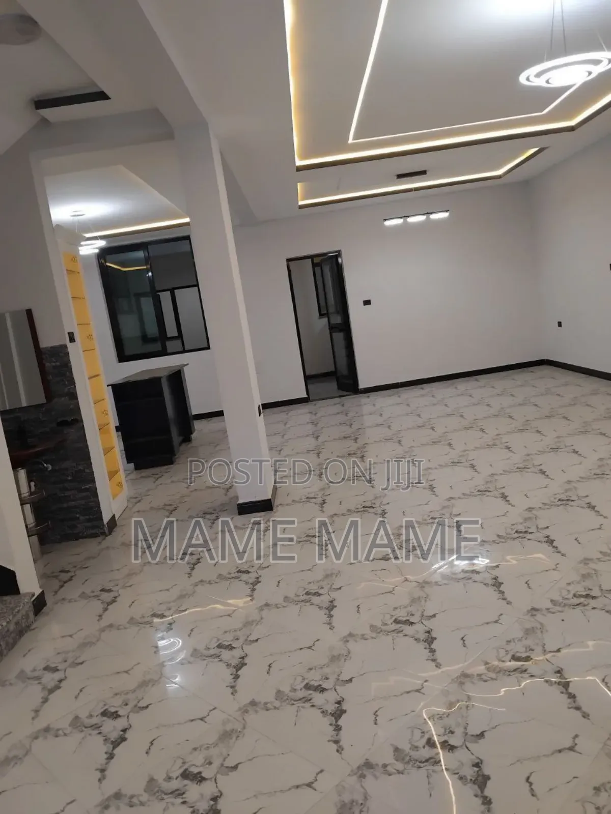 10bdrm House in Addis Abeba, Bole for sale