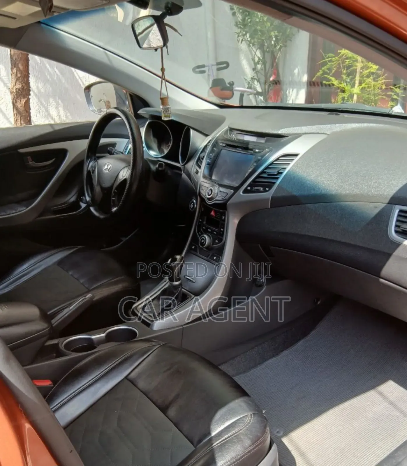 Hyundai Avante 2015 Brown