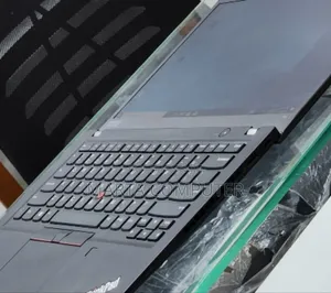 New Laptop Lenovo ThinkPad T495s 16GB AMD Ryzen 5 SSD 512GB