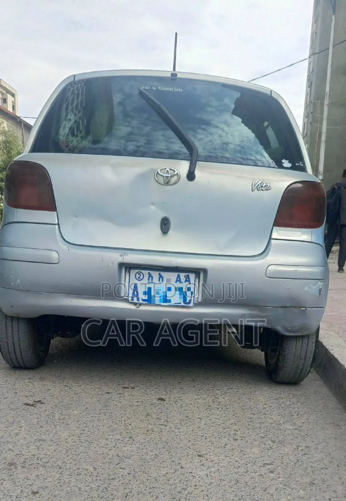 Toyota Vitz 2004 Silver