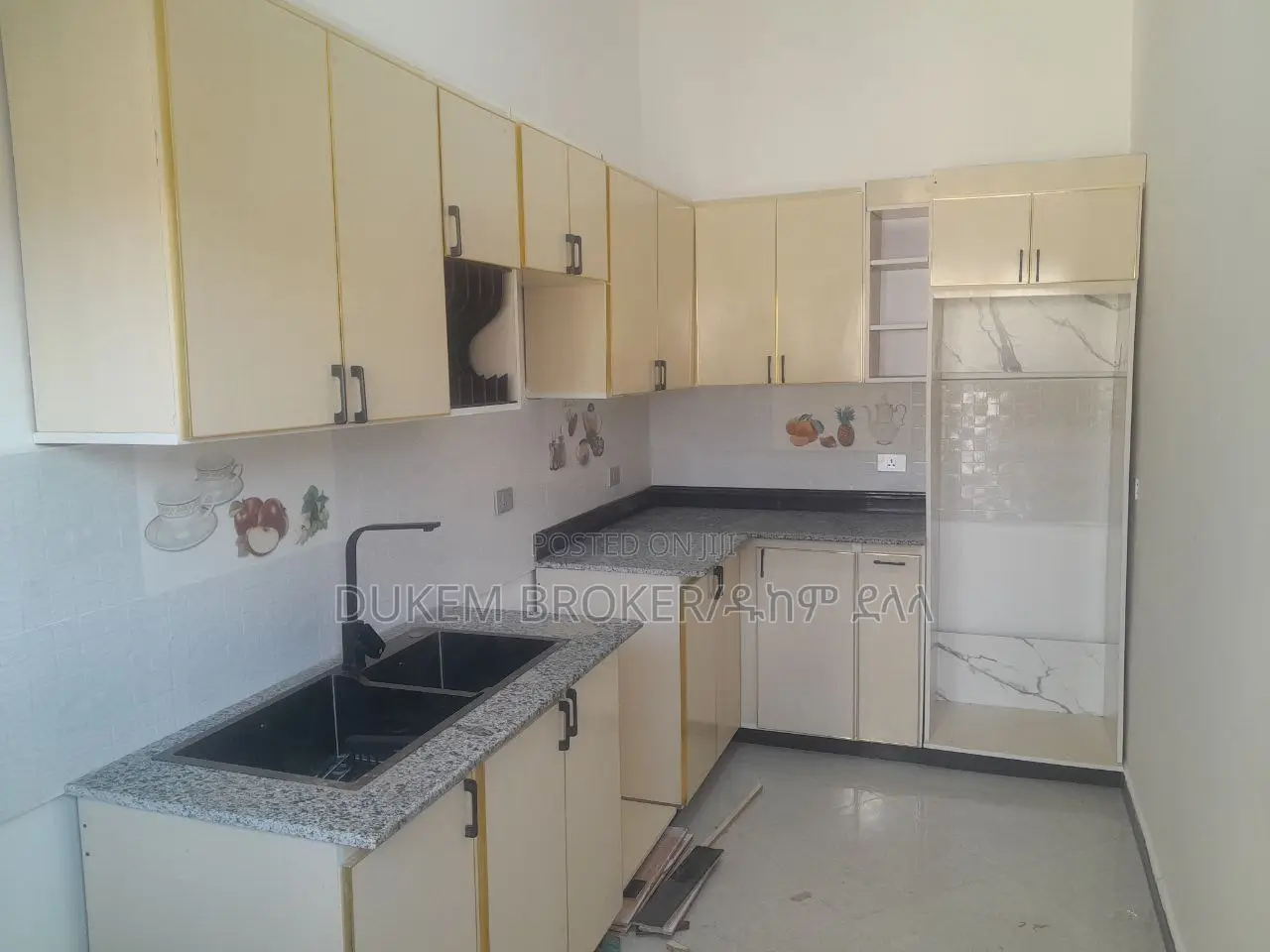 Furnished 2bdrm House in City, East Shewa for sale