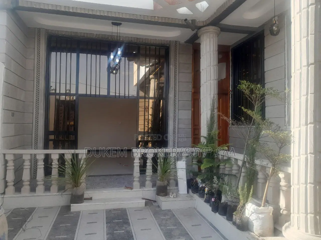 Furnished 2bdrm House in City, East Shewa for sale