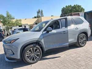 New Toyota Grand Highlander Platinum 2025 Blue