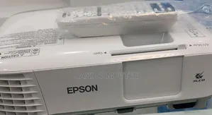 Brand New Epson Projector With Manual Model Name: Eb-X39 Hardware