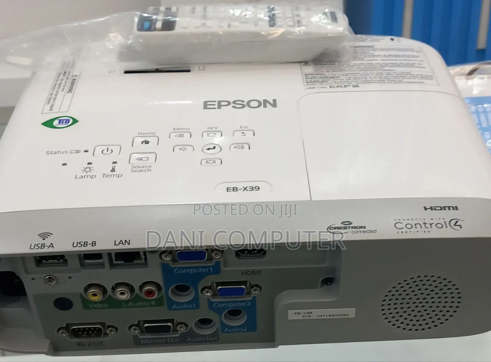 Brand New Epson Projector With Manual Model Name: Eb-X39 Hardware