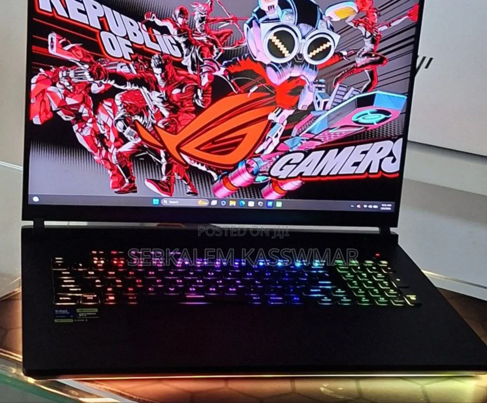 New Laptop Asus ROG Strix G17 32GB Intel Core Ultra 9 SSD 2T