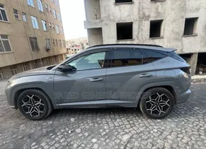 Hyundai Tucson 2022 Gray