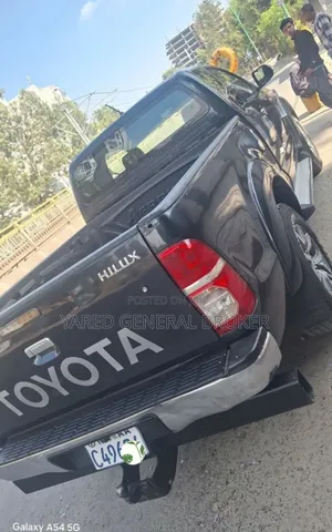 Toyota Hilux 2014 Gray