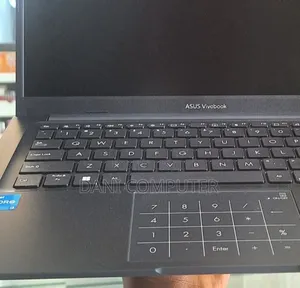 New Laptop Asus VivoBook 15 X505BA 8GB Intel Core I3 SSD 128GB