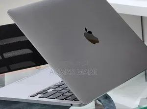 New Laptop Apple MacBook Pro 2022 M2 8GB Apple M2 SSD 256GB