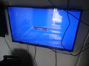 Almost New Mewe 32 Inch Tv